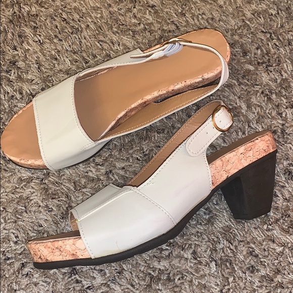 High Heel Sandals - Picture 2 of 2